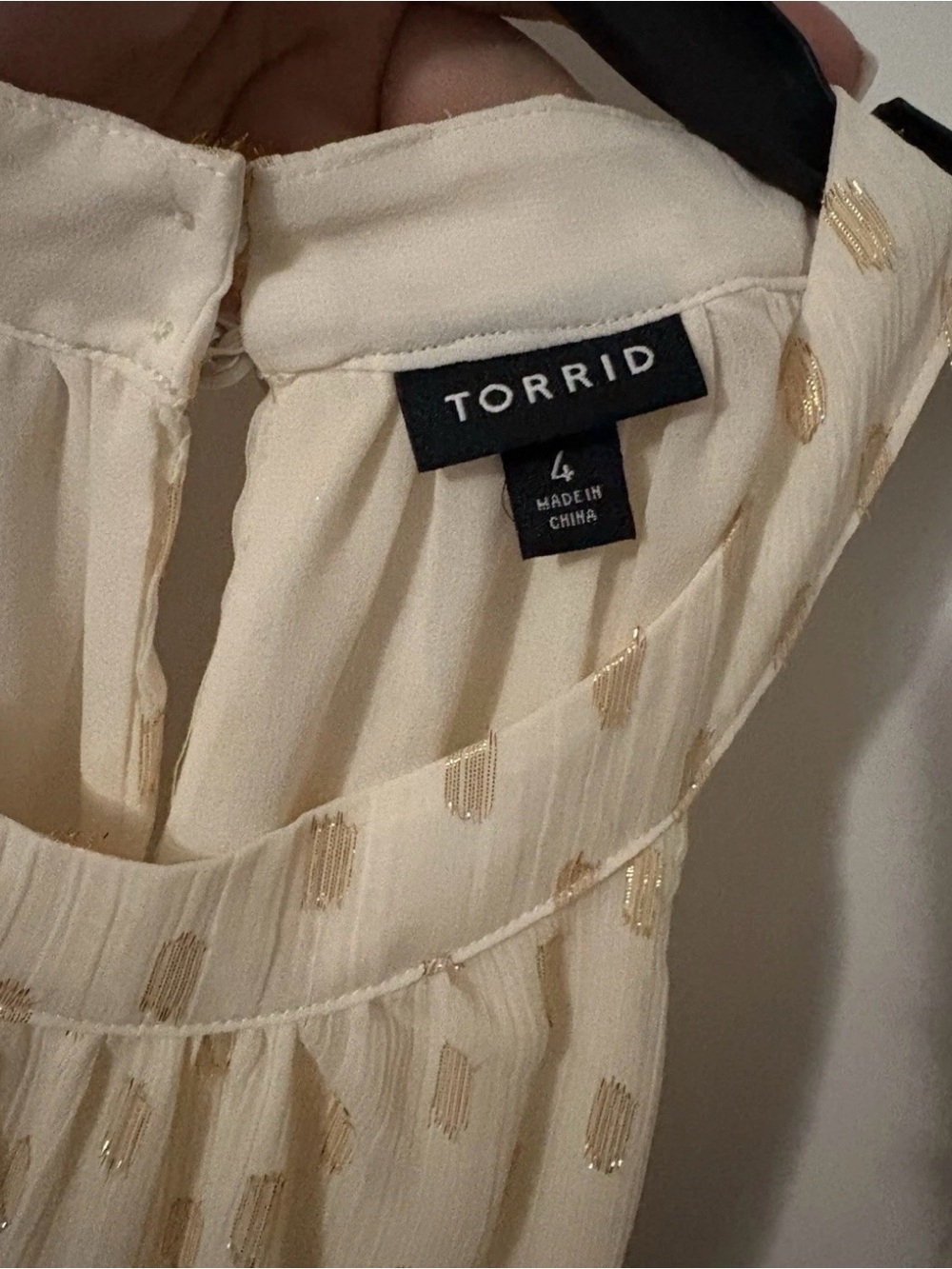 torrid Cream Blouse with Gold Foil Detail - Picture 5 of 6